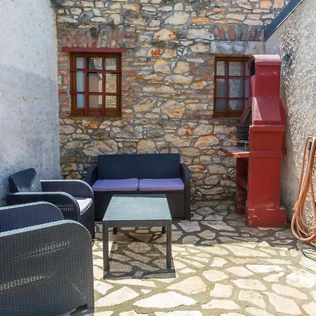 Lilo Lavender Apartment